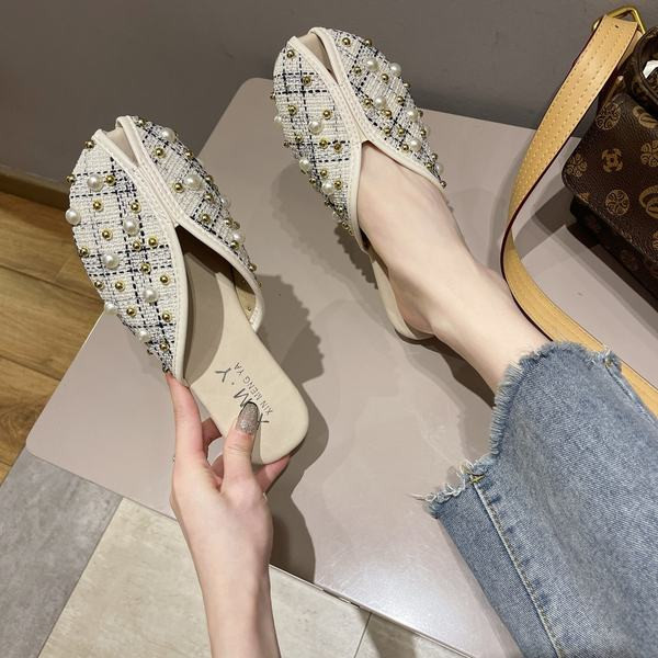 Дамски ежедневни чехли с декорация перли