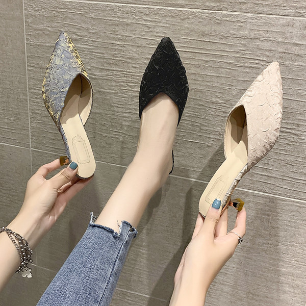 Дамски модерни чехли заострен модел с ток 5см