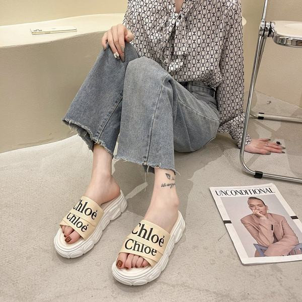 Дамски ежедневни чехли с надпис