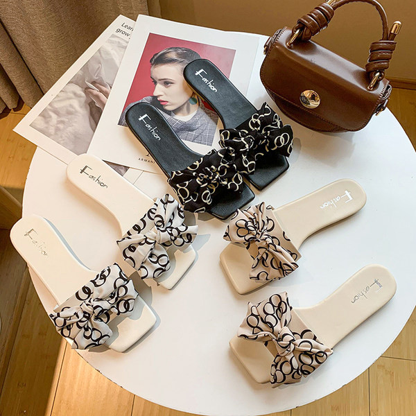 Стилни дамски чехли с панделка и равна подметка