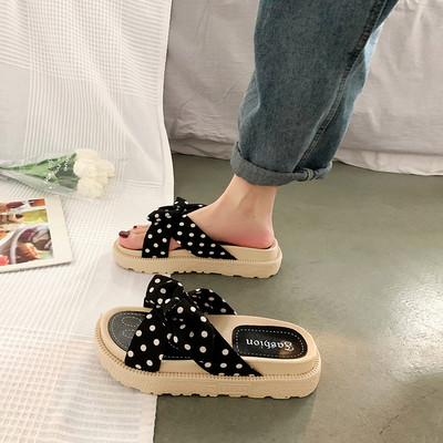 Нов модел дамски чехли с кръстосани каишка на точки