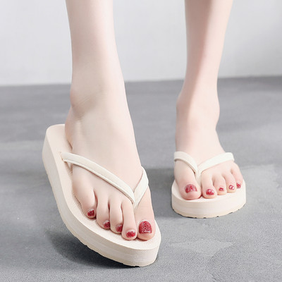 Дамски чехли между пръста с висока платформа два модела