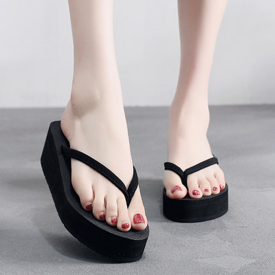 Дамски чехли между пръста с висока платформа два модела