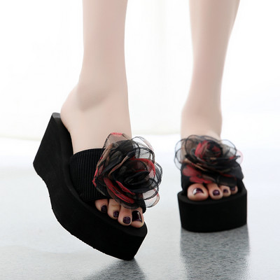 Актуални дамски чехли с платформа 7см