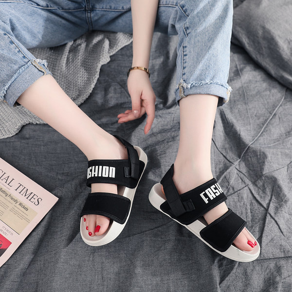 Дамски ежедневни чехли  с допълнителна каишка