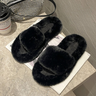 Нов модел пухени чехли с равна подметка за жени