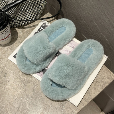 Нов модел пухени чехли с равна подметка за жени