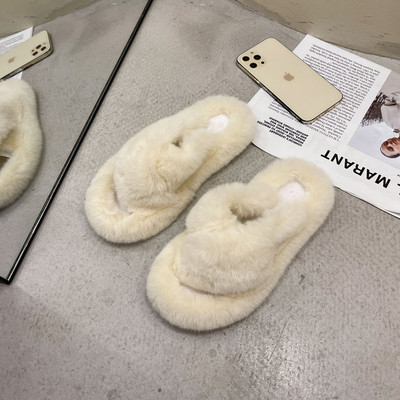 Дамски пухени домашни чехли с равна подметка