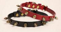 Кучешки нашийник от еко кожа с метални нитове