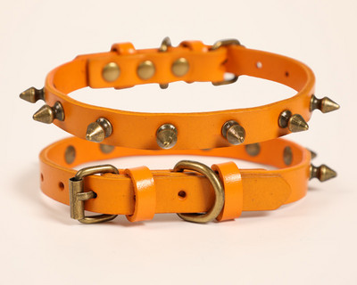 Кучешки нашийник от еко кожа с метални нитове