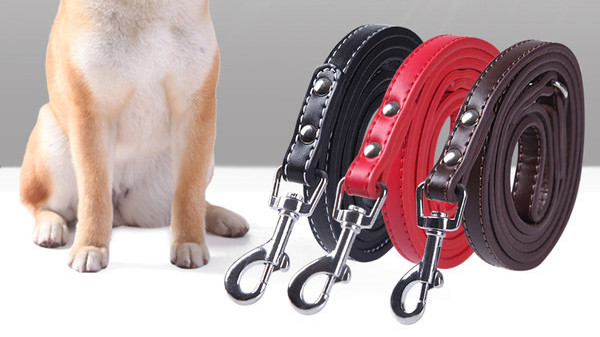 Кучешки повод от еко кожа с метално закопчаване 