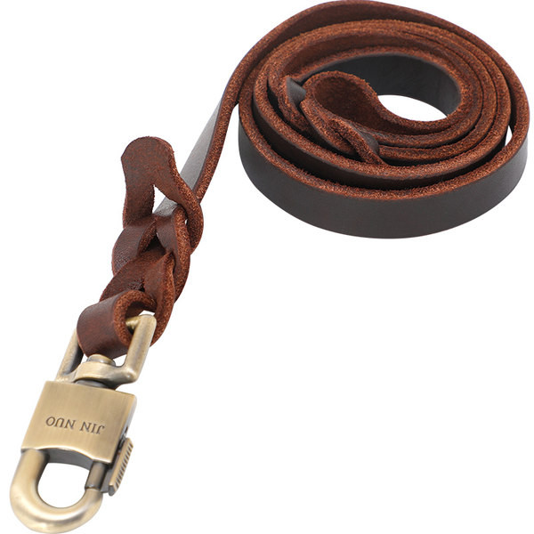 Кожена кучешка каишка с различно метално закопчаване