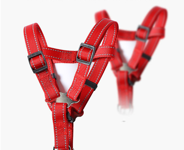 Текстилен нагръдник и повод за куче с пластмасова закопчалка