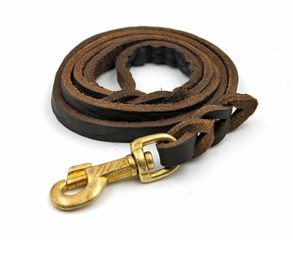 Кожена каишка за кучета