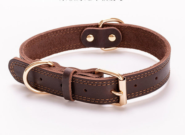 Guler de câine din piele artificială cu carouri metalice