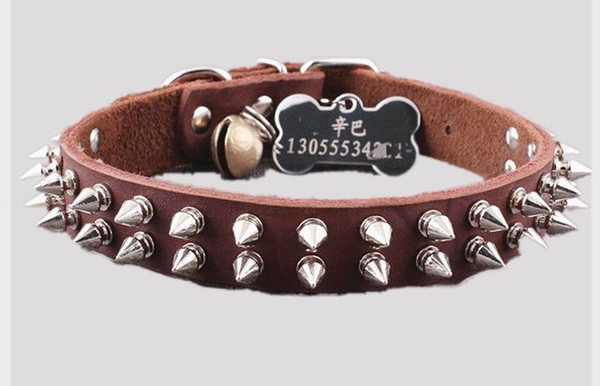 Guler de câine din imitație de piele cu nituri