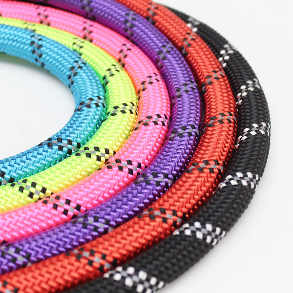 Кучешка каишка-няколко модела