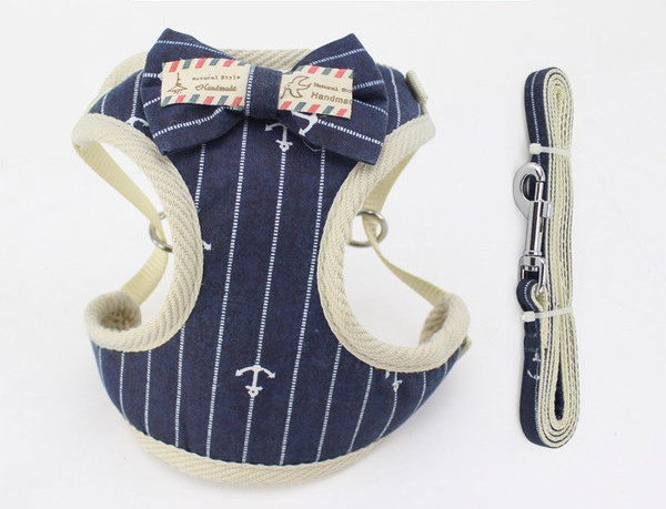 Нагръдник с панделка и каишка