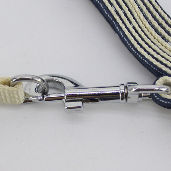 Нагръдник с панделка и каишка