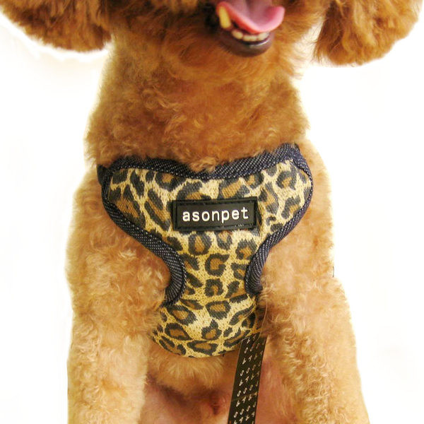 Нагръдник от текстил за кучета с каишка