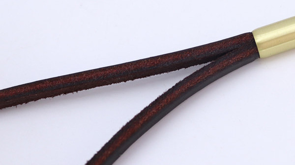 Повод за кучета няколко цвята с метално закопчаване 