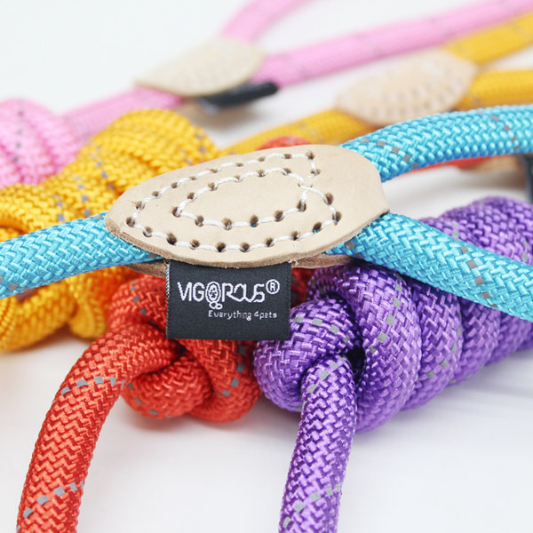 Ocazie pentru animalele de companie din textile cu prindere metalica