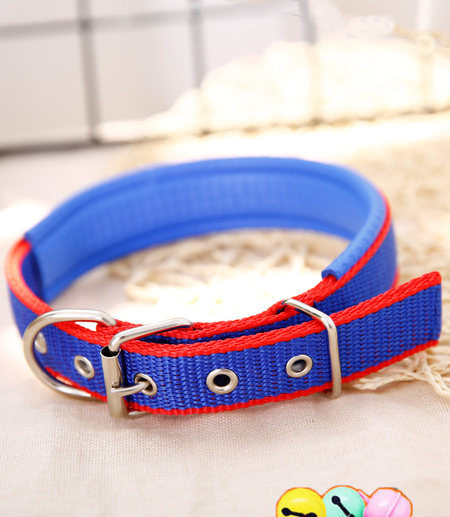 Текстилен нашийник за куче с метално закопчаване