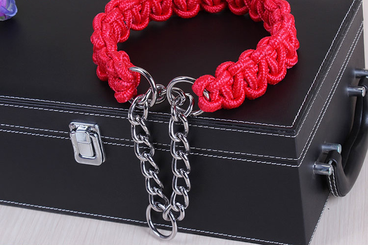 Guler cu lanț metalic și plumb textil