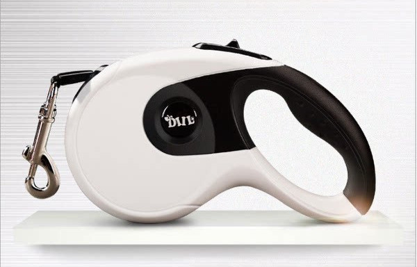 Lesa automata pentru caini