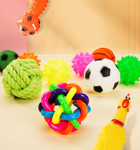 Jucării din cauciuc pentru câini - mai multe modele