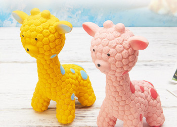 Гумена играчка за домашни любимци в розов и жълт цвят