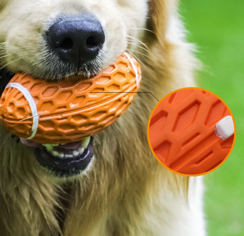 Играчка за куче гумена ръгби топка