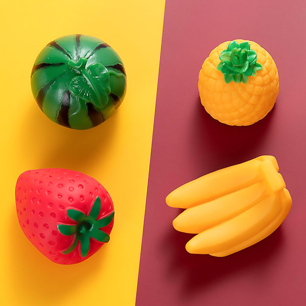 Гумена играчка за кучета плодове