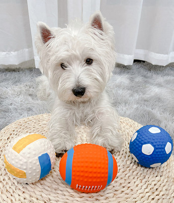 Малка гумена  топка за игра на кучета