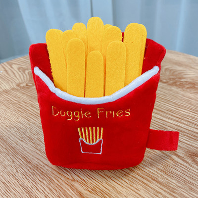 Mai multe modele de jucarii de plus pentru caini