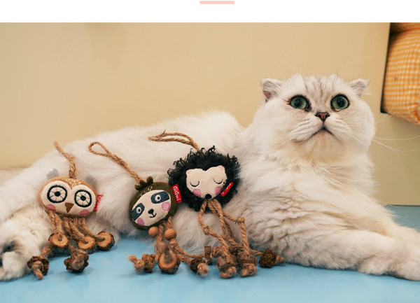 Plišana igračka s privjescima za pse