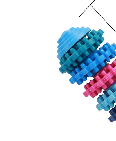 Erinevad kummist mänguasjade mudelid koertele