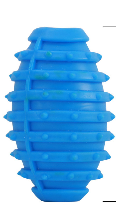 Erinevad kummist mänguasjade mudelid koertele