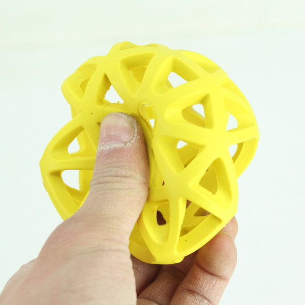 Jucărie potrivită pentru periajul dinților pentru câini