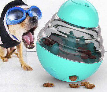 Пластмасова играчка за кучета с отделение за храна