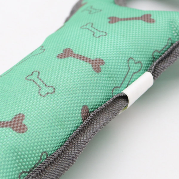 Jucărie textilă în formă de os