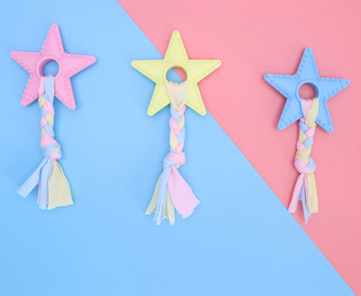 Jucărie textilă pentru câini care mușcă