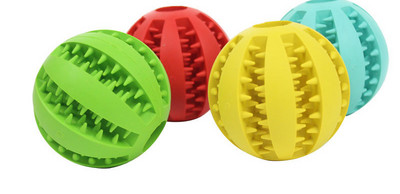 Kummist mänguasi koertele, kus on ruumi toidu jaoks