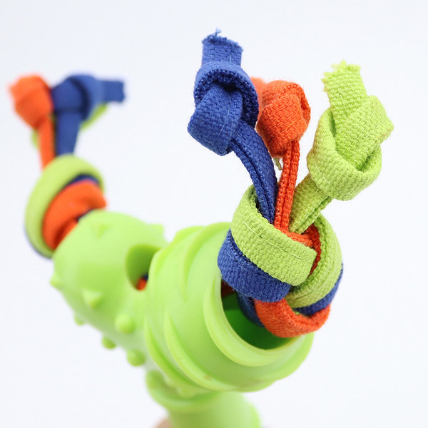 Jucărie de cauciuc pentru câini cu franjuri
