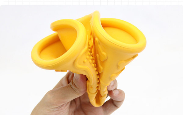 Jucărie din cauciuc pentru câini în formă rotundă