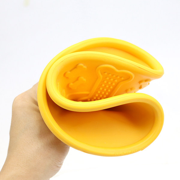 Jucărie din cauciuc pentru câini în formă rotundă