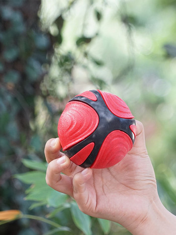Гумена топка в три цвята 