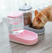 Set de două dozatoare pentru hrană și apă pentru câini