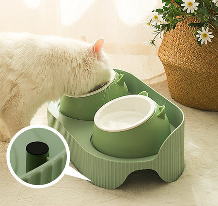 Ταΐστρα σκύλων με δύο μπολ ή ένα και ένα διανομέα νερού