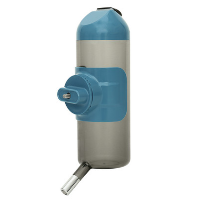 Dozator de apa suspendat in doua modele pentru caini si pisici